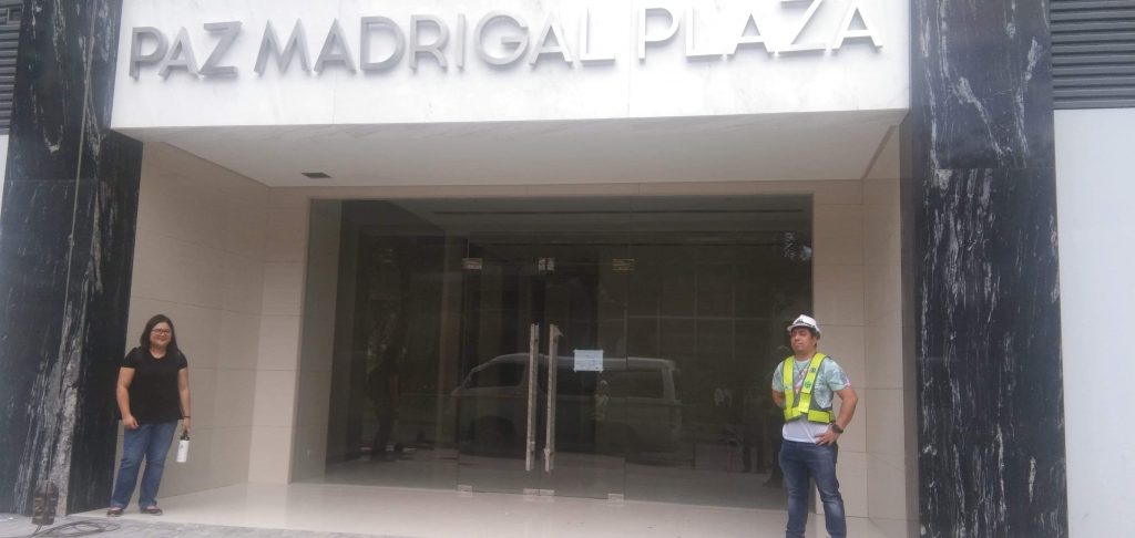 Paz madrigal plaza | building id | acrylic sign-2